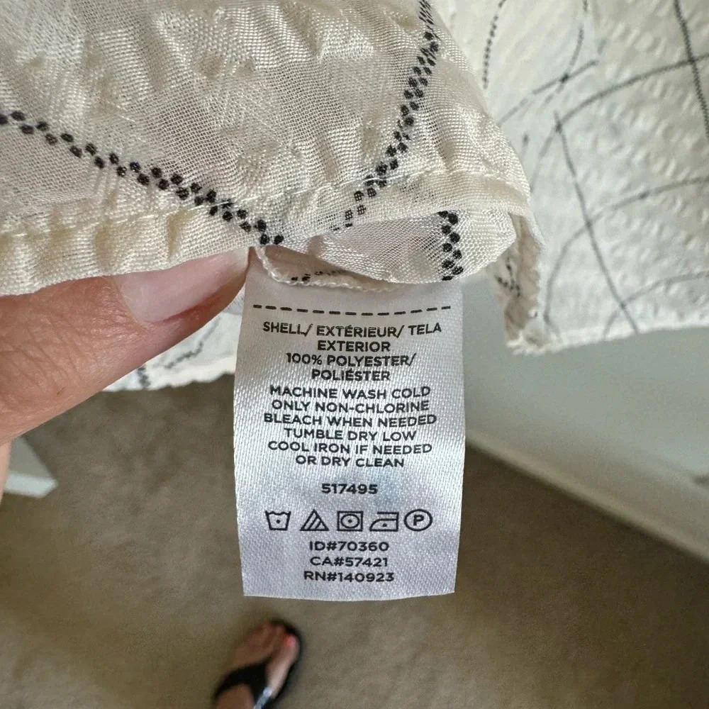 Loft cream/ivory Plaid Ruffle Blouse size large NWT - Picture 10 of 10